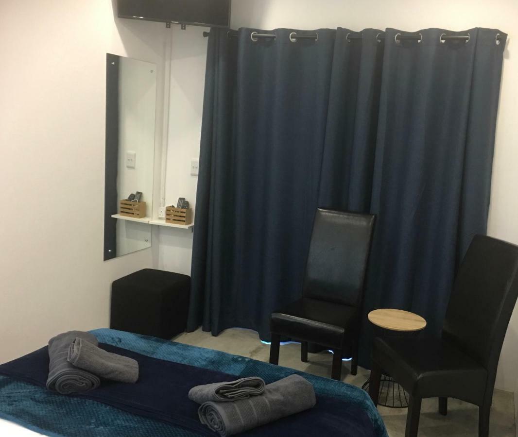 Ammabed Accommodation 卡利登 外观 照片